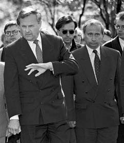 «Візьміть хоч водієм»