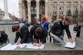 Говоріть українською або вимкніть ефір!