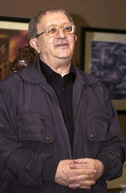 Важко бути напівбогом