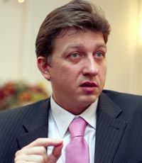 Як Донія робили «драгдилером»