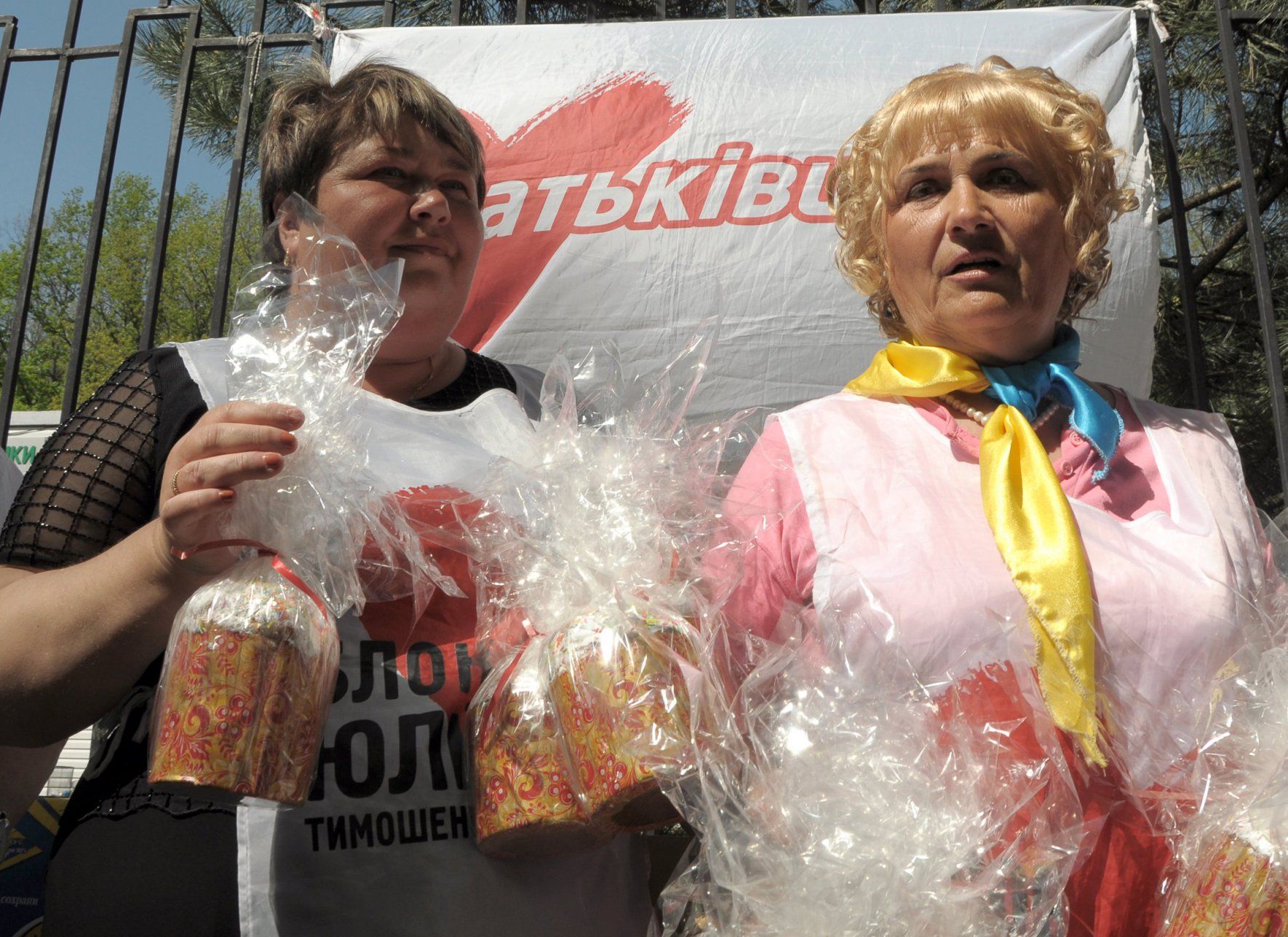 Без тортур і політики