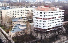 Чужі не пройшли
