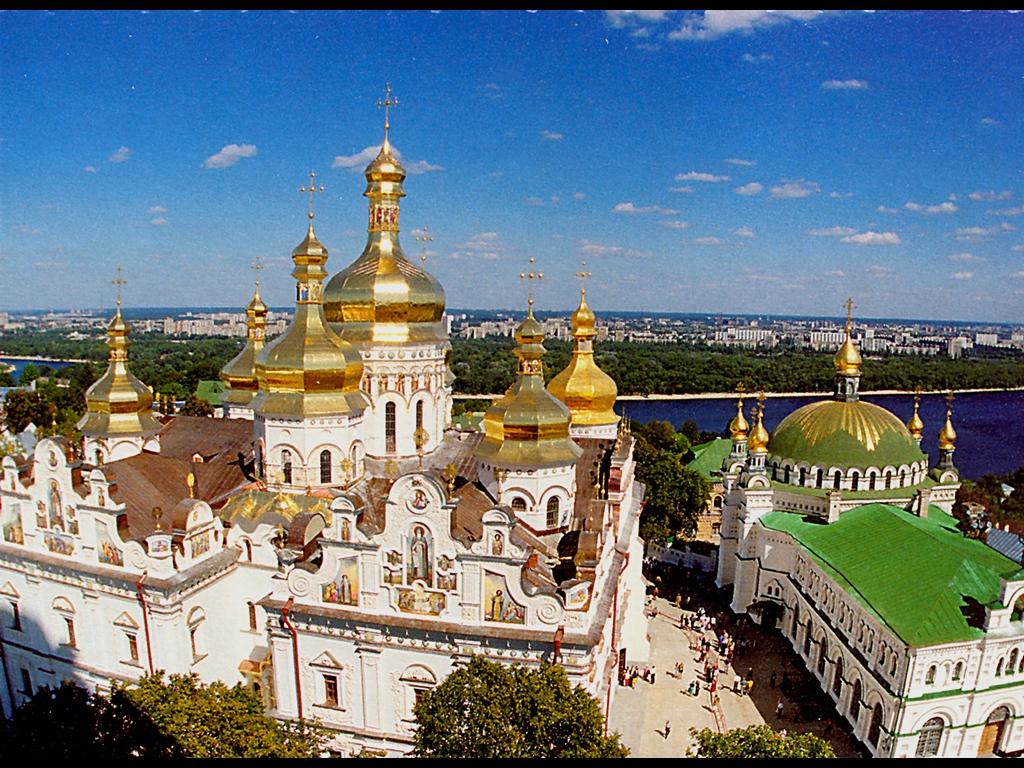 Монастир розжився
