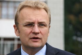 Чатував на мера