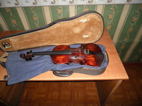 Провідник зі скрипкою