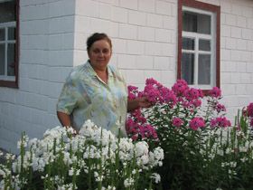 «Аби могла, то всі квіти на світі зібрала б і його жінці до ніг кинула»
