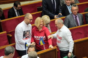 Затишшя перед «революцією»
