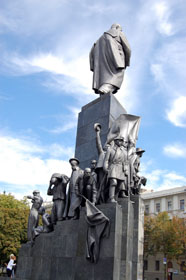 Адам у райському саду
