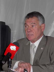 Україні гарантів не треба, —
