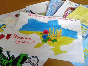 Пес небезпечний cпереду, кінь — ззаду, а москаль — з усіх боків