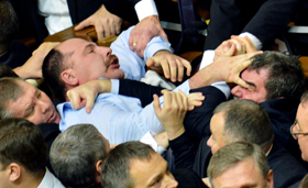 «Війна — діло молодих»