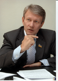 Валерій Сушкевич: Законопроект, який може захистити права добровольців, досі лежить у Верховній Раді