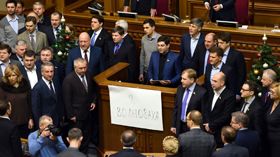 Жінка, на яку чекають усі