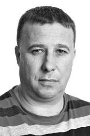 Народжені повзати, покиньте гейт!