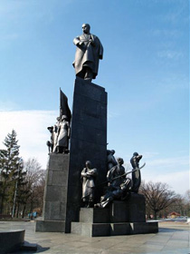Провокацiям — нi