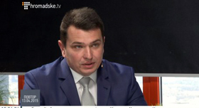 Тепер iз головою