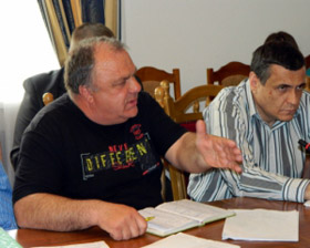 Відняти, щоб роздати