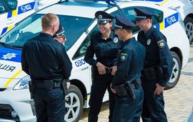 Хочу в поліцію