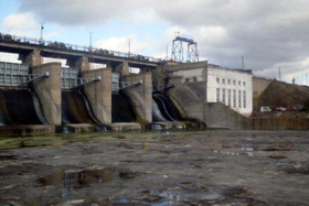 Тече рiченька, невеличенька