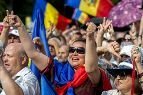 Революції роблять восени