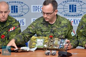 Із канадською аптечкою в кишені