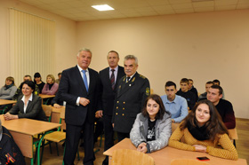 Комфорт серед лісу