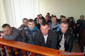 «Вибачте, пацани, що не можу зупинити цю машину...»