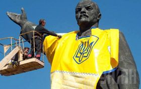 Декомунізація: поставлено на паузу