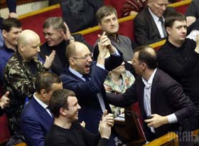 Восьмеро і Кабмін