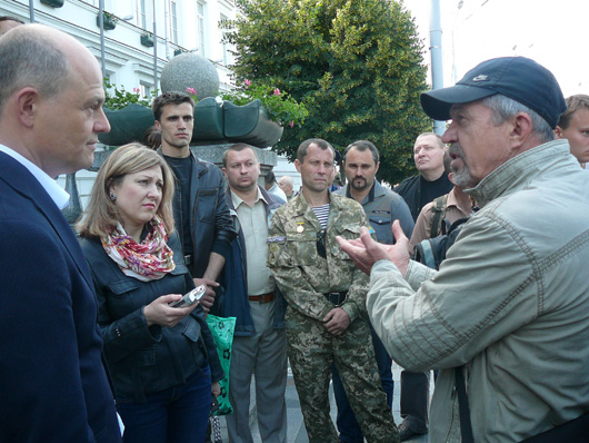 АТОвці Полтави протестують проти свавілля перевізників
