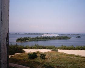 Дніпро не вип'ємо, але перекриємо