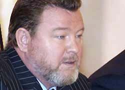Без жартів помер