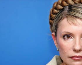 Юлія Тимошенко: Мою простягнуту руку полили сірчаною кислотою, гарячою смолою, обваляли в пір'ї і вкусили
