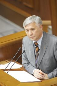 Містер Ю почав із дереприватизації