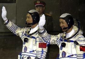 Китайці в космосі
