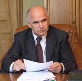 Петро Олійник: Мою долю визначить Президент. Можу бути й водієм