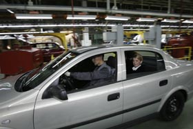 За терміном давності чи близькості?