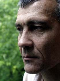 Леонід Кононович: У школі я носив по селу на палиці голову з бюсту Лєніна. З того часу у мене й почалися проблеми з владою