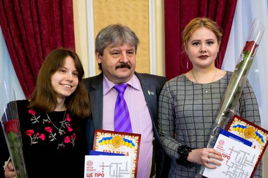 Авторки та упорядник: зліва направо Дар’я Вандоляк, Ігор Лисий, Дарина Коваль.